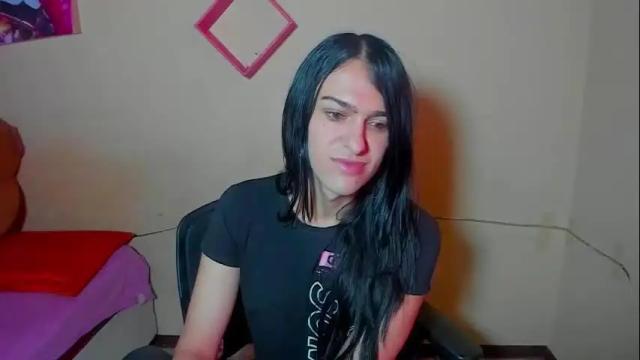 Image 12 of vivianalatin Stream on Chaturbate on 1 month ago