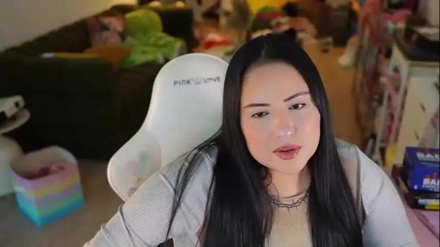 Image 10 of vivianaortega Stream on Chaturbate on 10 days ago