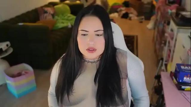 Image 7 of vivianaortega Stream on Chaturbate on 10 days ago