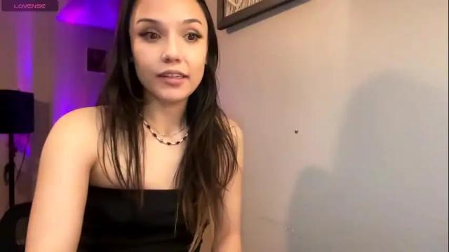 Image 6 of vivianitefalls Stream on Chaturbate on 3 months ago
