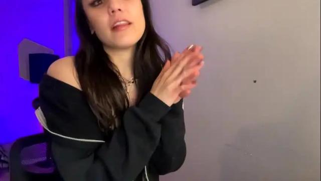 Image 10 of vivianitefalls Stream on Chaturbate on 2 months ago