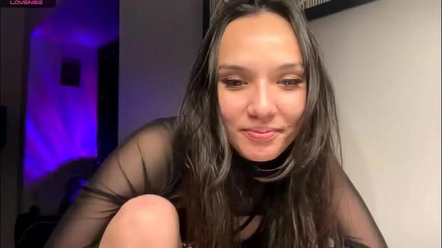 Image 4 of vivianitefalls Stream on Chaturbate on 2 months ago