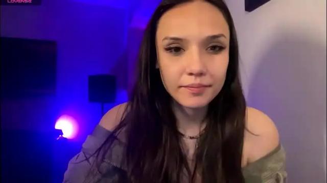 Image 2 of vivianitefalls Stream on Chaturbate on 4 months ago