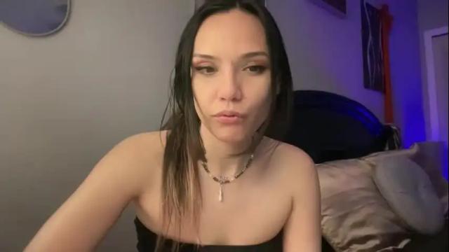 Image 12 of vivianitefalls Stream on Chaturbate on 4 months ago