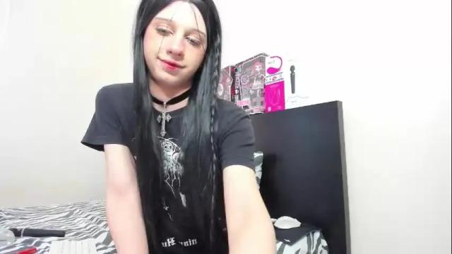 Image 6 of vivianmiller_ Stream on Chaturbate on 27 days ago
