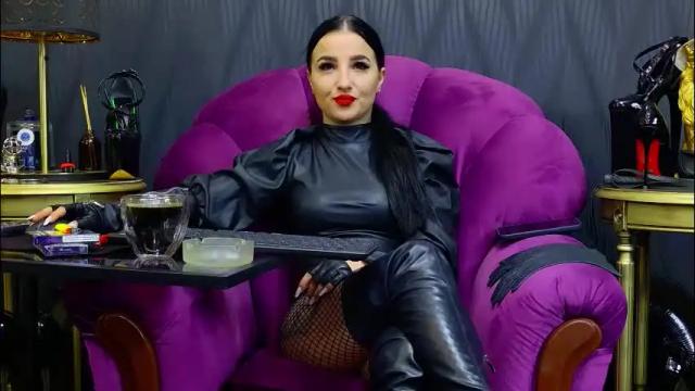 Image 3 of vivianreeve Stream on Chaturbate on 1 month ago