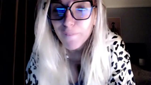 Image 6 of vivica_coke Stream on Chaturbate on 12 months ago