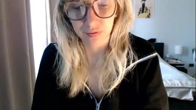 Image 11 of vivica_coke Stream on Chaturbate on 2 months ago