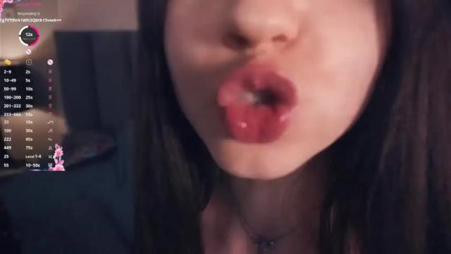 Image 7 of vivid_girls Stream on Chaturbate on 17 days ago