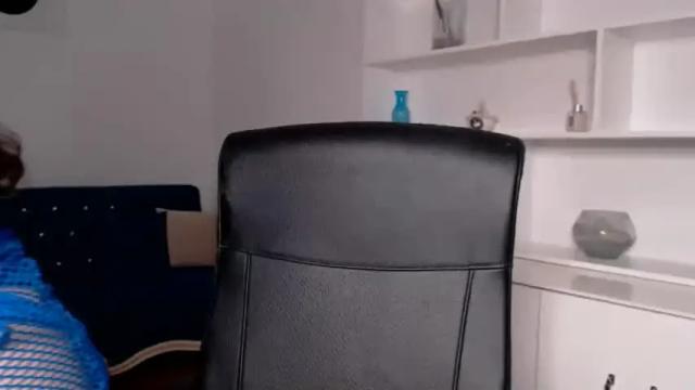 Image 8 of vivienneclement Stream on Chaturbate on 2 months ago