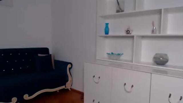 Image 11 of vivienneclement Stream on Chaturbate on 1 month ago