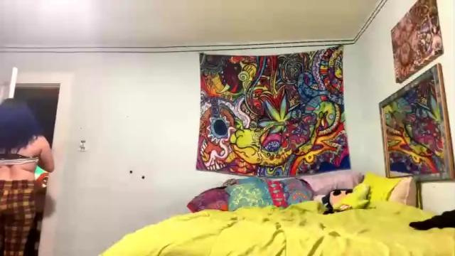 Image 2 of vixeythefoxx Stream on Chaturbate on 17 months ago