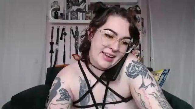 Image 8 of vixinvvitch Stream on Chaturbate on 1 month ago