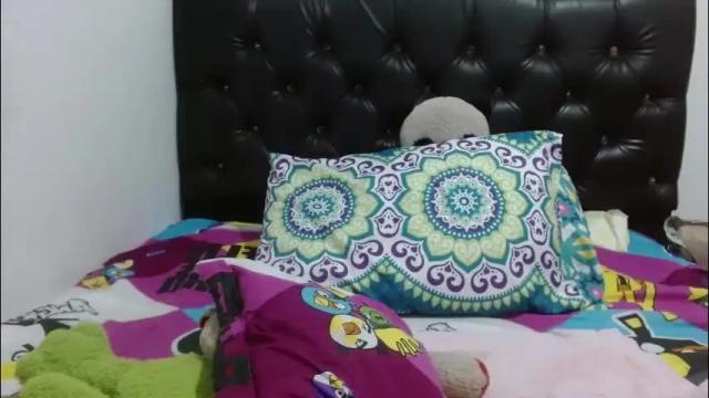 Image 2 of vkleiin Stream on Chaturbate on 2 months ago