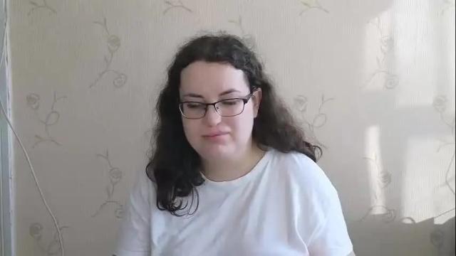 Image 12 of vladacandy Stream on Chaturbate on 1 month ago