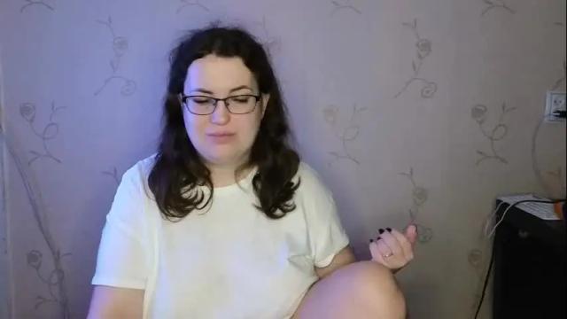 Image 3 of vladacandy Stream on Chaturbate on 1 month ago