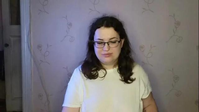 Image 8 of vladacandy Stream on Chaturbate on 1 month ago