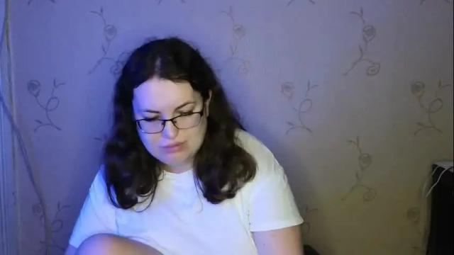 Image 12 of vladacandy Stream on Chaturbate on 1 month ago