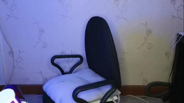 Image 2 of vladacandy Stream on Chaturbate on 1 month ago