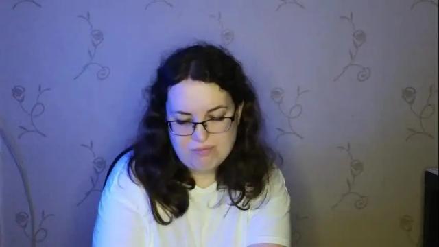 Image 3 of vladacandy Stream on Chaturbate on 1 month ago