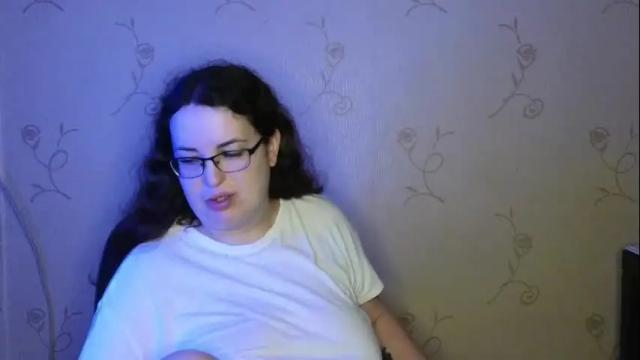 Image 6 of vladacandy Stream on Chaturbate on 1 month ago