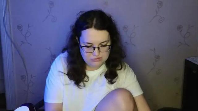 Image 4 of vladacandy Stream on Chaturbate on 1 month ago