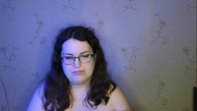 Image 2 of vladacandy Stream on Chaturbate on 1 month ago