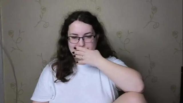 Image 12 of vladacandy Stream on Chaturbate on 1 month ago