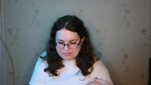 Image 3 of vladacandy Stream on Chaturbate on 1 month ago