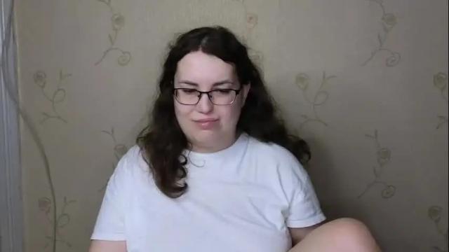 Image 3 of vladacandy Stream on Chaturbate on 1 month ago
