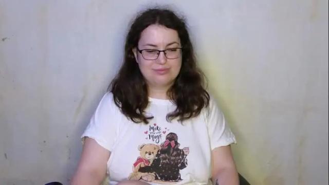 Image 2 of vladacandy Stream on Chaturbate on 1 month ago
