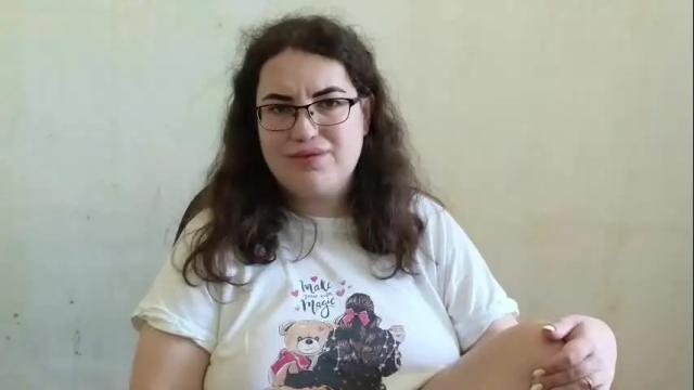 Image 12 of vladacandy Stream on Chaturbate on 22 days ago