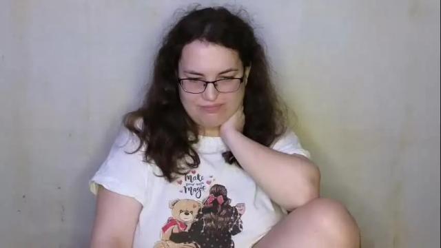 Image 2 of vladacandy Stream on Chaturbate on 12 days ago