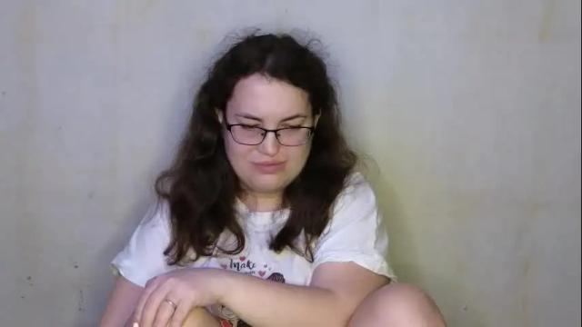 Image 4 of vladacandy Stream on Chaturbate on 12 days ago