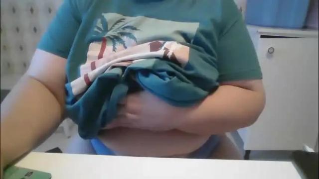 Image 3 of voluptuosaxl Stream on Chaturbate on 25 days ago