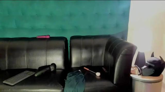 Image 7 of voolevoo Stream on Chaturbate on 14 months ago