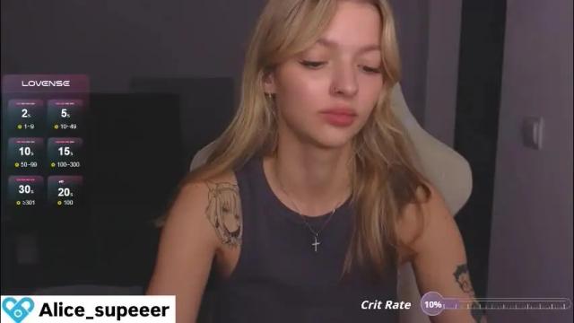 Image 12 of vopooo Stream on Chaturbate on 1 month ago