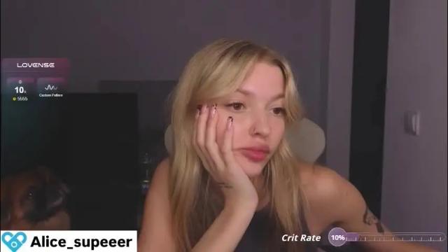 Image 6 of vopooo Stream on Chaturbate on 1 month ago