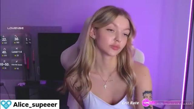 Image 12 of vopooo Stream on Chaturbate on 22 days ago