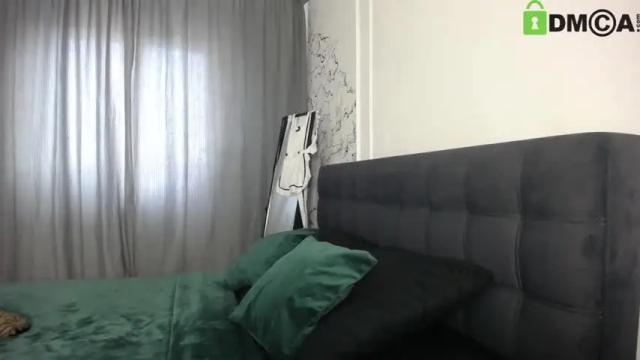 Image 3 of vr_lol Stream on Chaturbate on 21 months ago