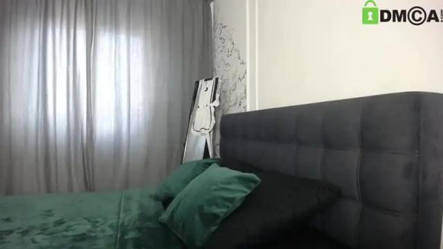 Image 4 of vr_lol Stream on Chaturbate on 21 months ago