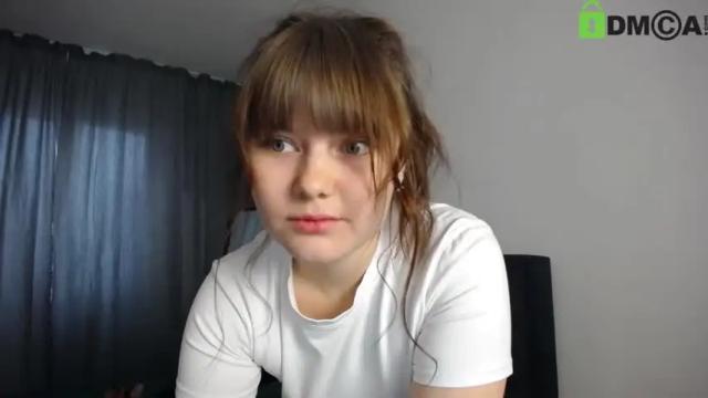 Image 7 of vr_lol Stream on Chaturbate on 21 months ago