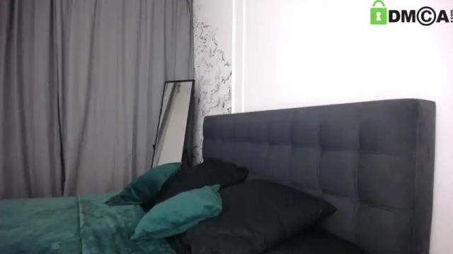 Image 11 of vr_lol Stream on Chaturbate on 18 months ago