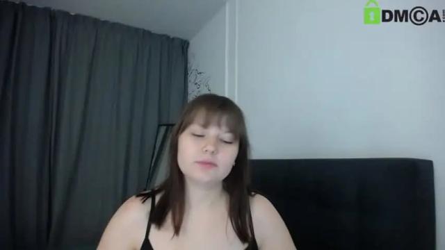 Image 7 of vr_lol Stream on Chaturbate on 18 months ago