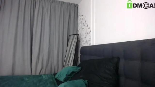 Image 8 of vr_lol Stream on Chaturbate on 18 months ago
