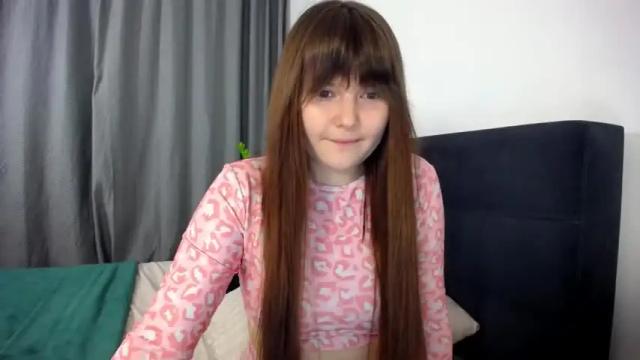 Image 7 of vr_lol Stream on Chaturbate on 16 months ago