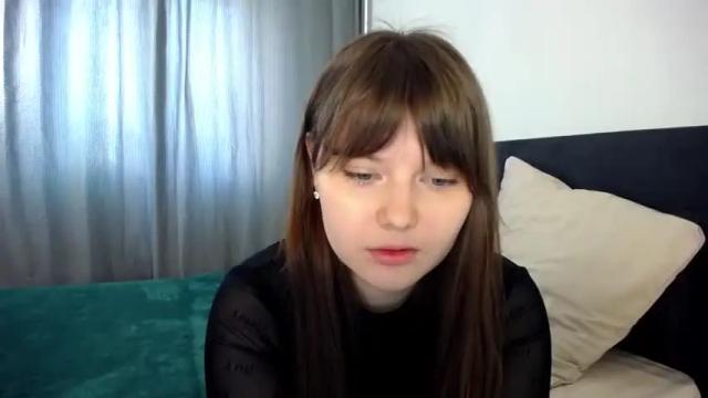 Image 10 of vr_lol Stream on Chaturbate on 15 months ago