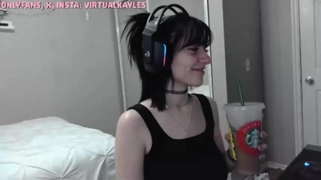 Thumbnail 1, vrtualgrlfriend's Stream at Chaturbate, 12 months ago