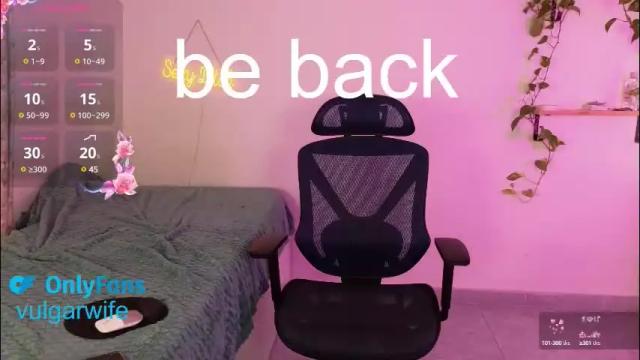 Image 3 of vulgar_wife Stream on Chaturbate on 2 days ago