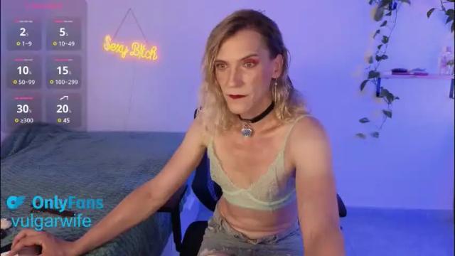 Image 2 of vulgar_wife Stream on Chaturbate on 2 months ago